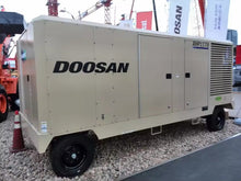 Load image into Gallery viewer, DOOSAN Portable diesel screw air compressor 185 CFM - 1500 CFM flow capacity at 7 -25bar pressure
